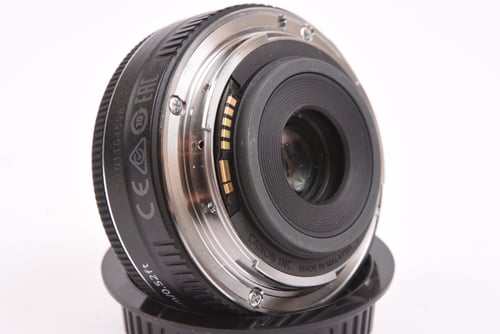 thumbnail-4 for Canon EFS 24mm f/2.8