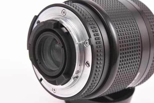 thumbnail-6 for Nikon AF 35-105mm f/3.5-4.5 D