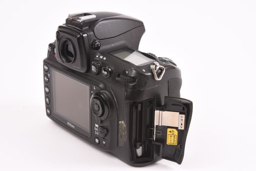 thumbnail-3 for Nikon D700 Body