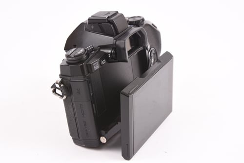 thumbnail-5 for Olympus OM-D E-M1 Body