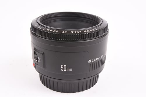Canon EF 50mm f/1.8 II