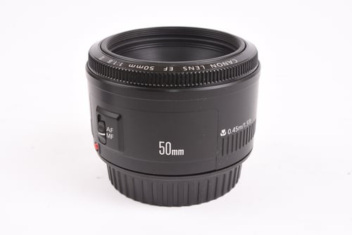 Canon EF 50mm f/1.8 II