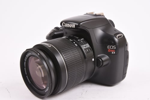 Canon Rebel T3 w/ 18-55mm Lens Shutter Count 6,000