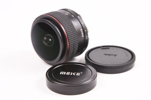 View Meike 6.5mm f/2 for Sony E Meike 6.5mm f/2 for Sony E
