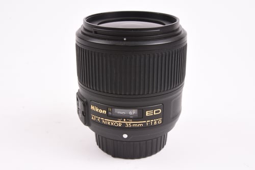 Nikon AFS 35mm f/1.8 G FX