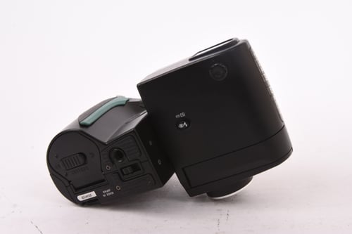 thumbnail-2 for Nikon Coolpix 4500 P&S