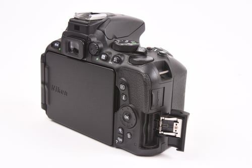 thumbnail-3 for Nikon D5500 Body