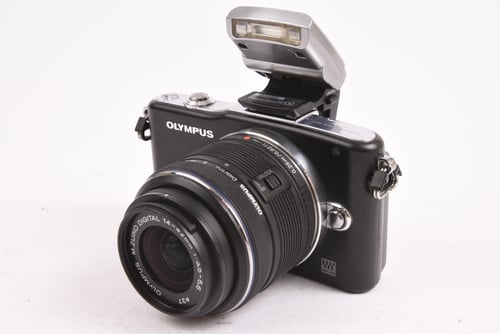 Olympus Pen Mini E-PM1 w/ 14-42mm