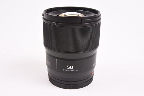 Panasonic L 50mm f/1.8 S