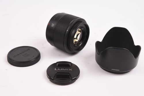 thumbnail-8 for Panasonic MFT 25mm f/1.7 G