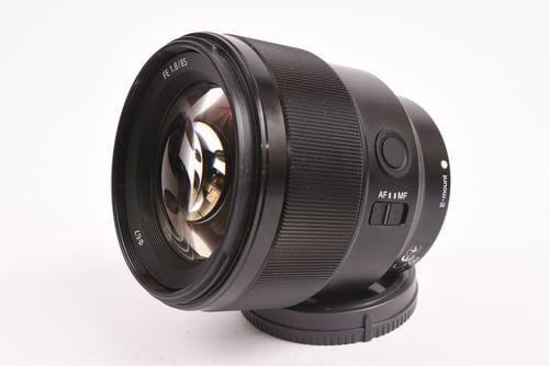 thumbnail-5 for Sony FE 85mm f/1.8