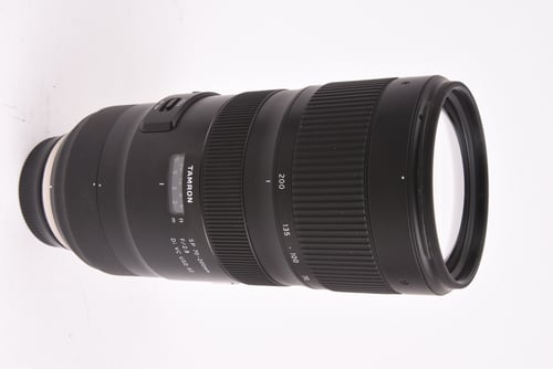 View Tamron 70-200mm f/2.8 Di G2 (A025) for Nikon AFS HAZE Tamron 70-200mm f/2.8 Di G2 (A025) for Nikon AFS HAZE
