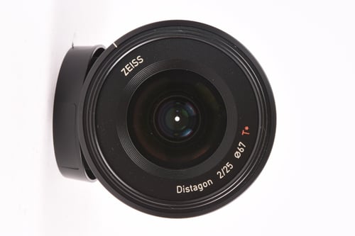 thumbnail-17 for Zeiss Batis 25mm f/2 for Sony FE