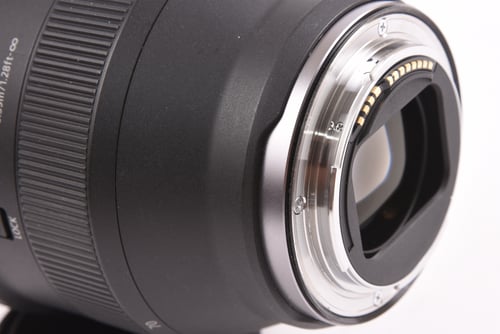 thumbnail-5 for Canon RF 28-70mm f/2 L