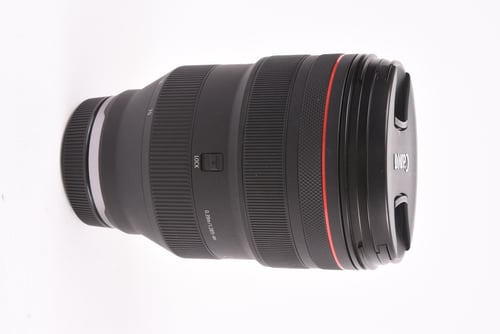 thumbnail-4 for Canon RF 28-70mm f/2 L