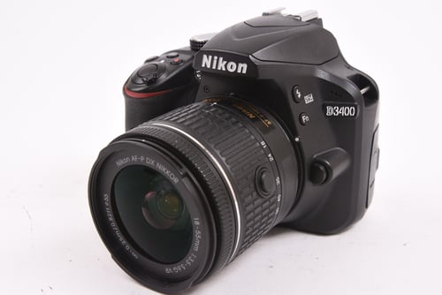 Nikon D3400 w/ 18-55mm ;300