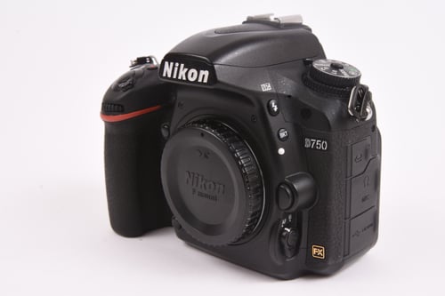 Nikon D750 Body