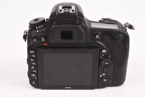 thumbnail-5 for Nikon D750 Body w/ Grip