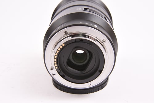 thumbnail-7 for Sony E 18-105mm f/4 G
