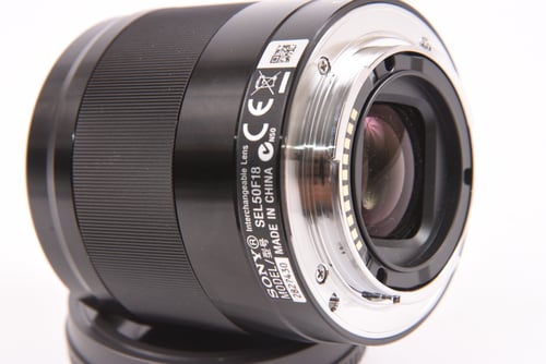thumbnail-5 for Sony E 50mm f/1.8