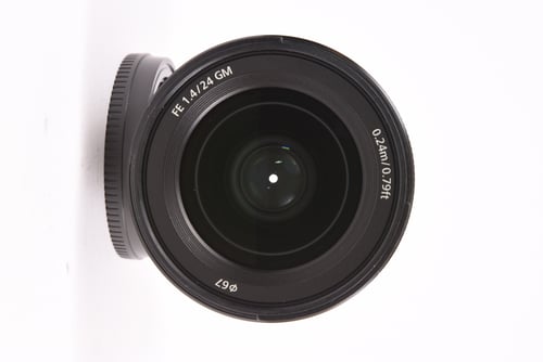 thumbnail-8 for Sony FE 24mm f/1.4 GM