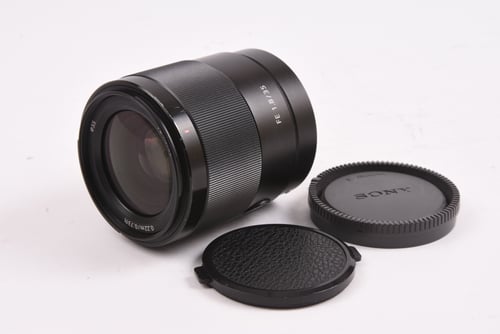 Sony FE 35mm f/1.8
