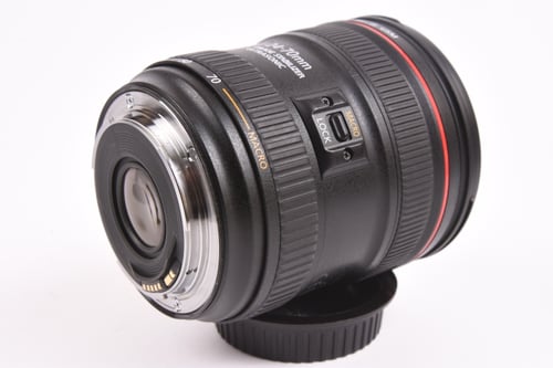 thumbnail-3 for Canon EF 24-70mm f/4 L IS USM