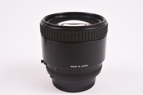 thumbnail-1 for Nikon AF 85mm f/1.8