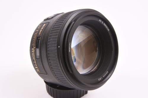 thumbnail-2 for Nikon AFS 85mm f/1.8 G
