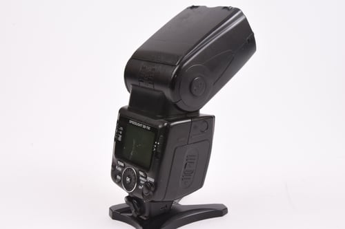 thumbnail-2 for Nikon Speedlight SB-700