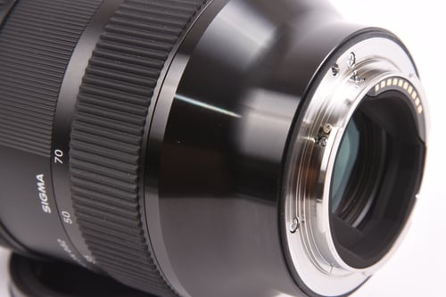 thumbnail-5 for Sigma 24-70mm f/2.8 ART For Sony FE