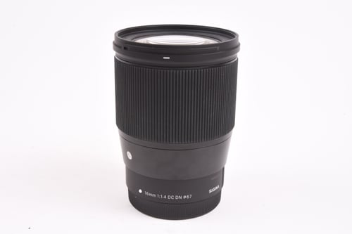 Sigma 16mm f/1.4 DC DN Cont for Canon EFM