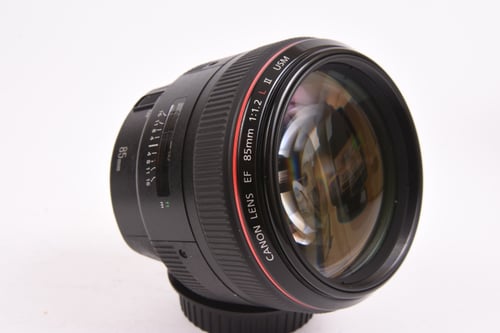 thumbnail-2 for Canon EF 85mm f/1.2 L II USM