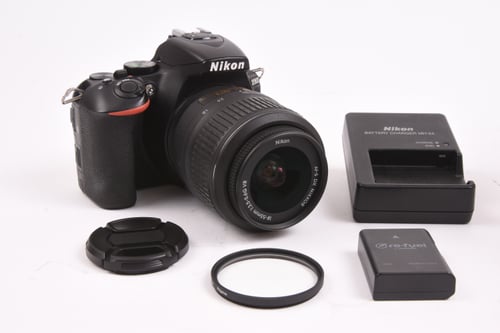thumbnail-7 for Nikon D5600 w/18-55mm
