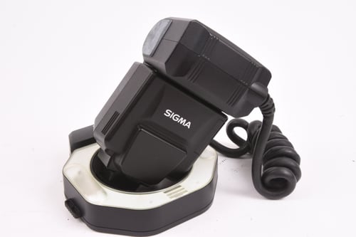 Sigma EM-140 DG Macro Ringlight