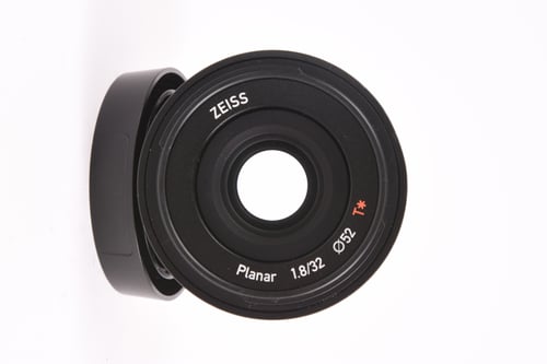 thumbnail-8 for Zeiss Planar Touit 32mm f/1.8 T* For Sony E