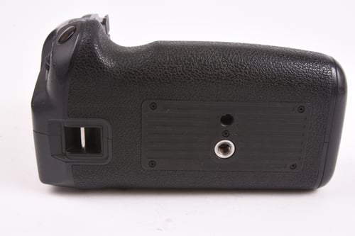thumbnail-4 for Canon BG-R10 Battery Grip for R5/R6/R6II/R5C