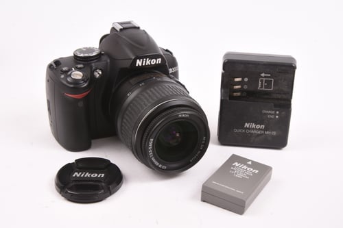 thumbnail-7 for Nikon D3000 w/ 18-55mm
