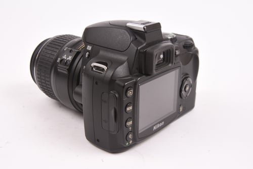 thumbnail-2 for Nikon D40 w/ 18-55mm