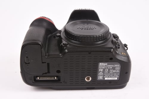 thumbnail-8 for Nikon D610 Body w/ Grip