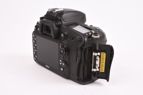 thumbnail-3 for Nikon D610 Body w/ Grip