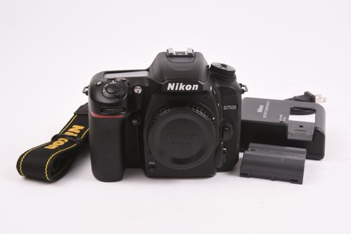 Nikon D7500 Body