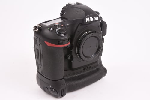 thumbnail-1 for Nikon D850 Body w/ Grip