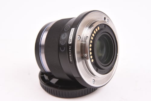 thumbnail-4 for Olympus MFT 45mm f/1.8