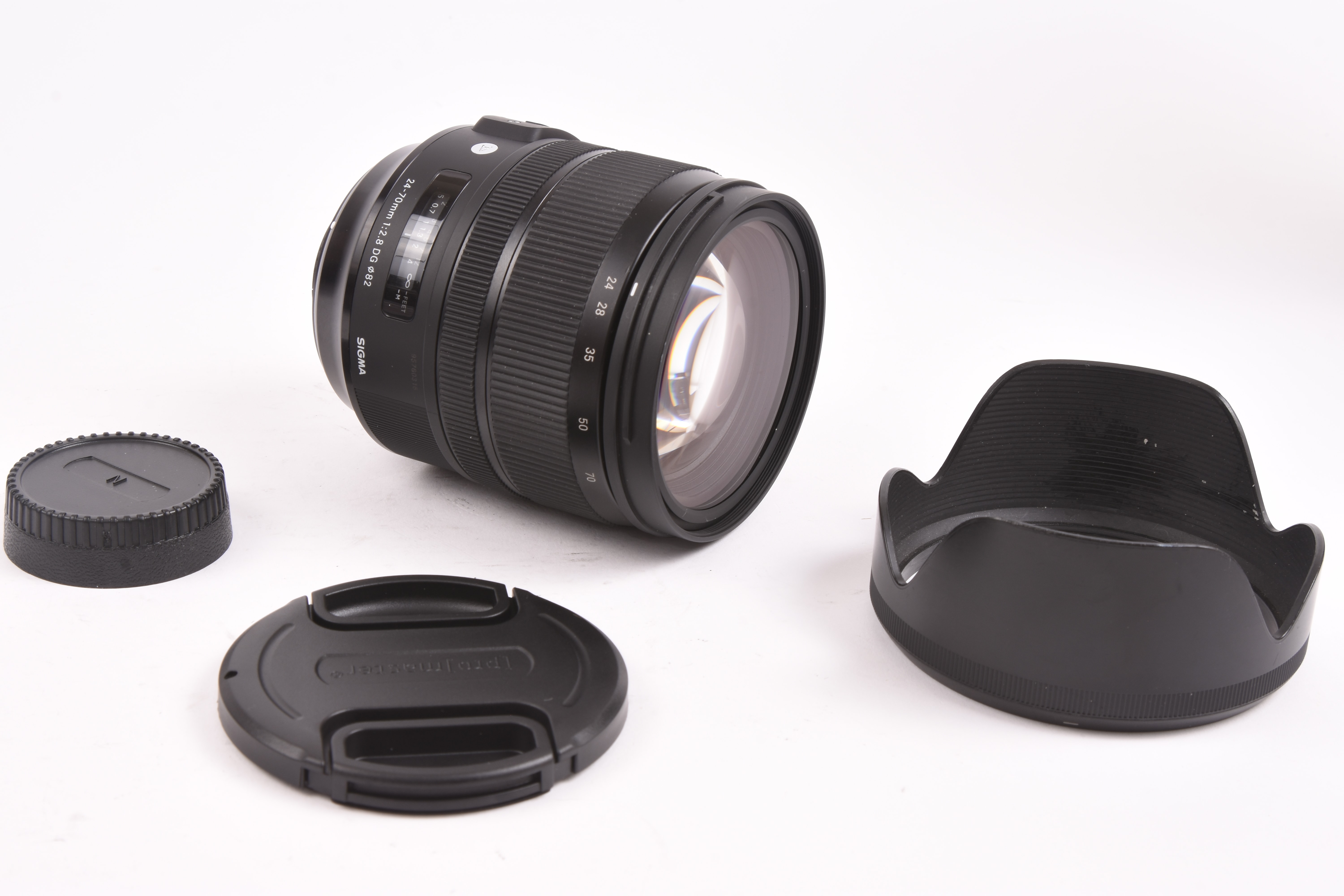 Sigma 24-70mm f/2.8 DG OS HSM — image 12