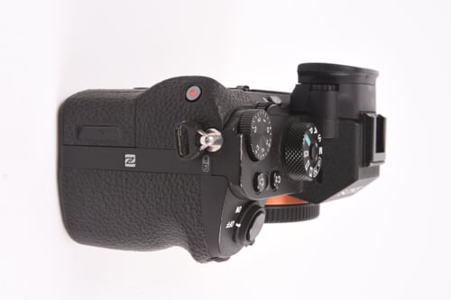 thumbnail-2 for Sony a7S II Body