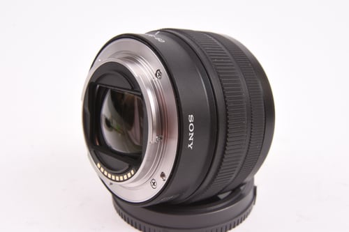thumbnail-3 for Sony FE 28-60mm