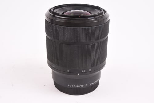 Sony FE 28-70mm f/3.5-5.6