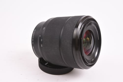 thumbnail-2 for Sony FE 28-70mm f/3.5-5.6