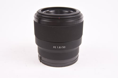 Sony FE 50mm f/1.8